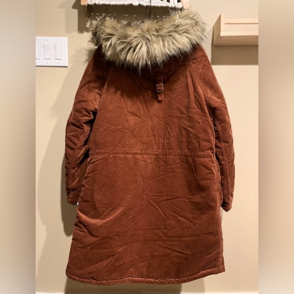 Rust Colored Women’s American Eagle Corduroy Parka - Picture 4 of 6